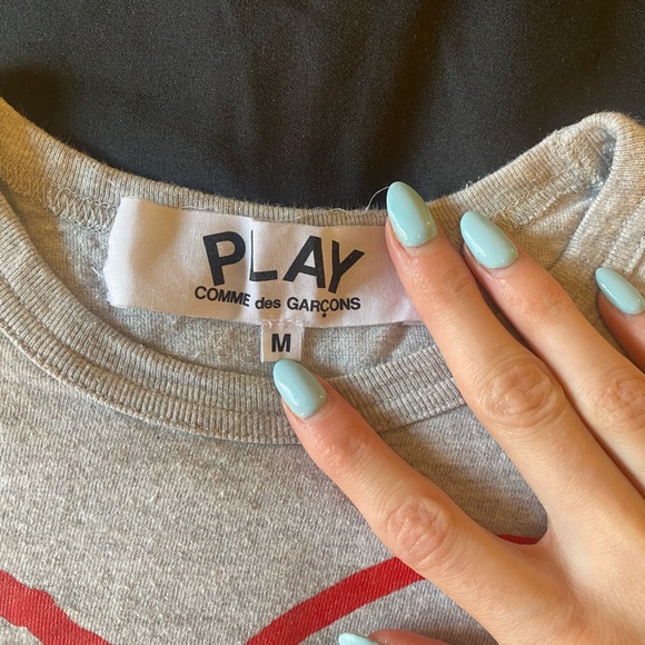 Comme des Garcons Play Grey Longsleeve Tee - Picture 4 of 5